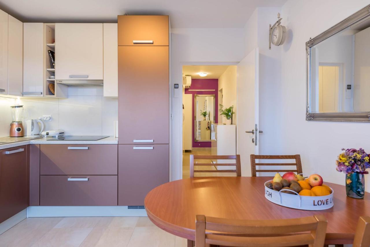 Apartment Jan 2+2 With Balcony Pula Ngoại thất bức ảnh